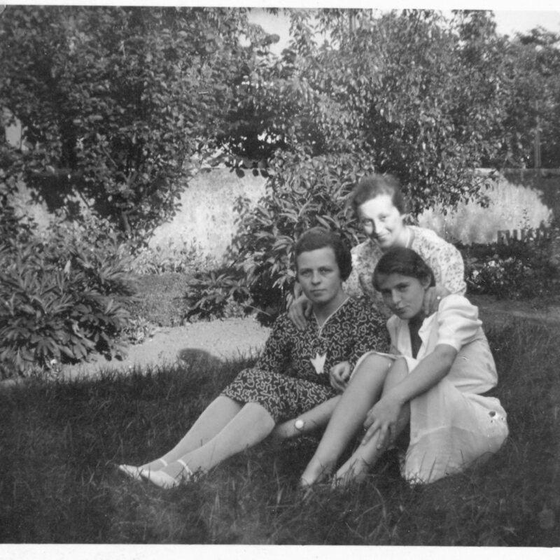 Irma Mahrdt, Lieselotte Klein, Elfrieda Mahrdt